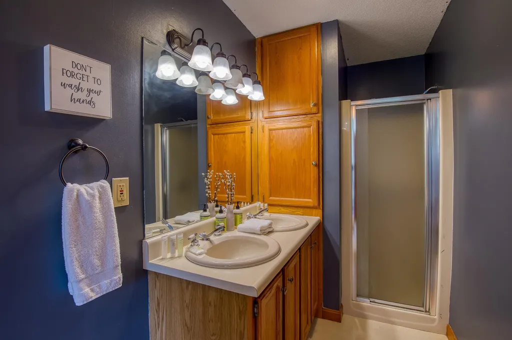 143 Mount Prospect Street Lancaster NH 03584
