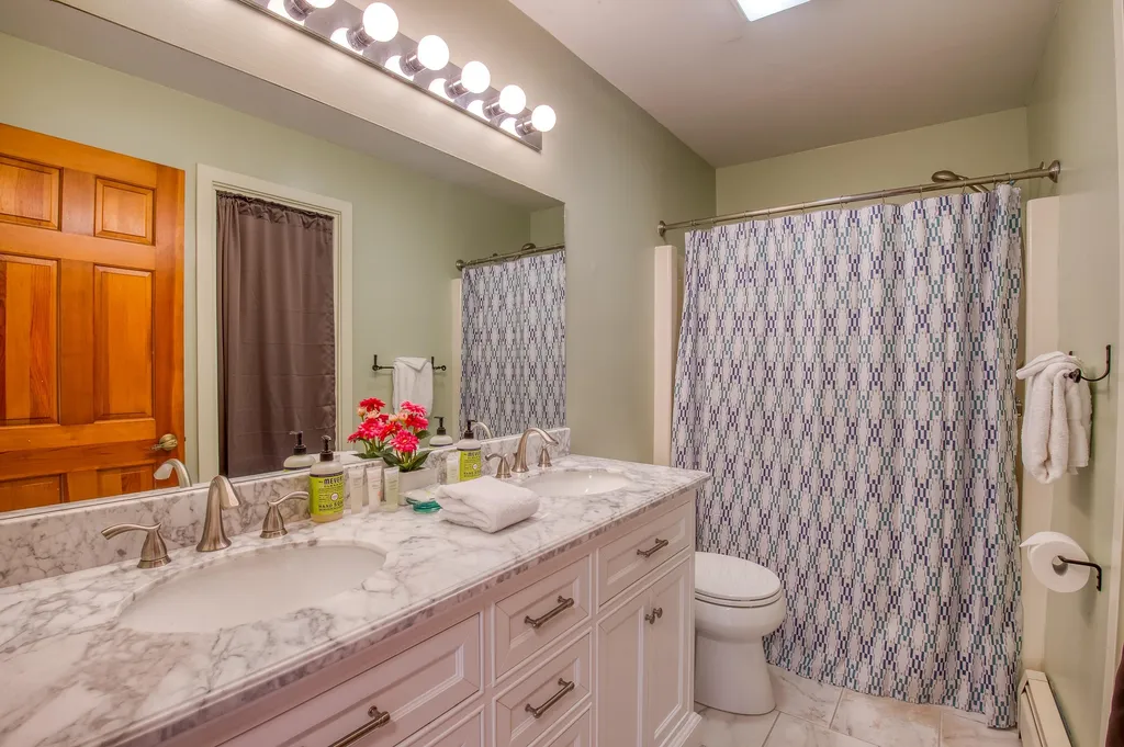 143 Mount Prospect Street Lancaster NH 03584
