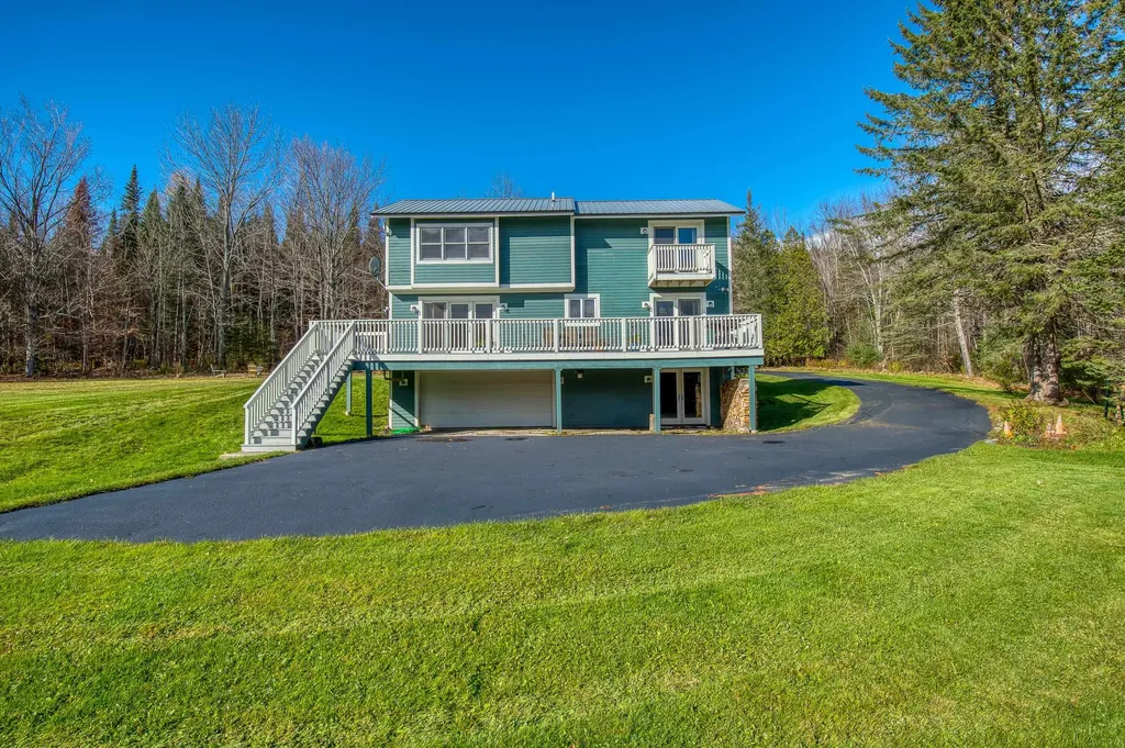 143 Mount Prospect Street Lancaster NH 03584
