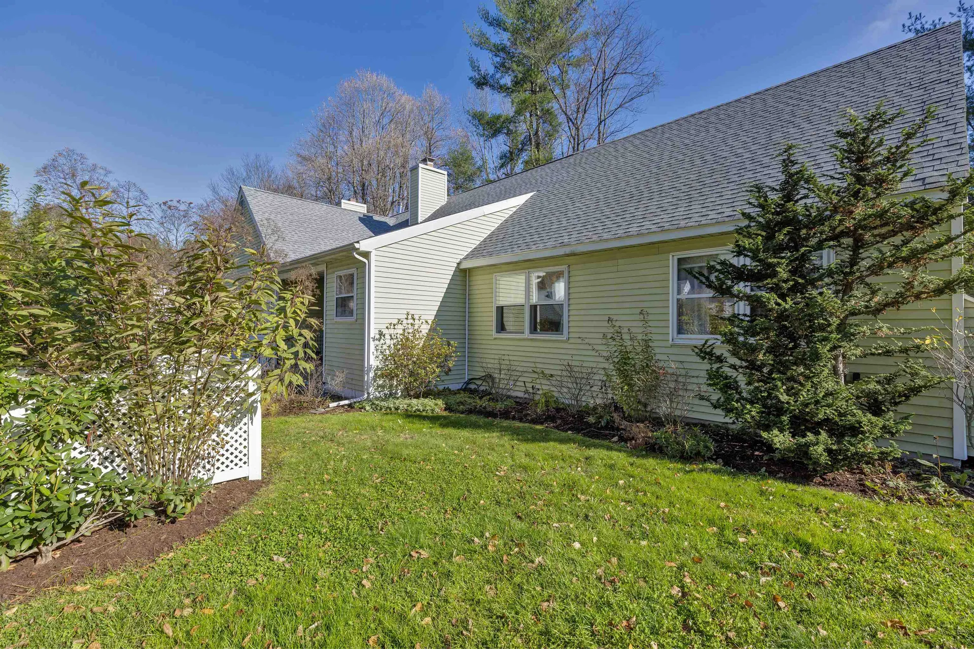 6 Oak Ridge Road Lebanon NH 03784