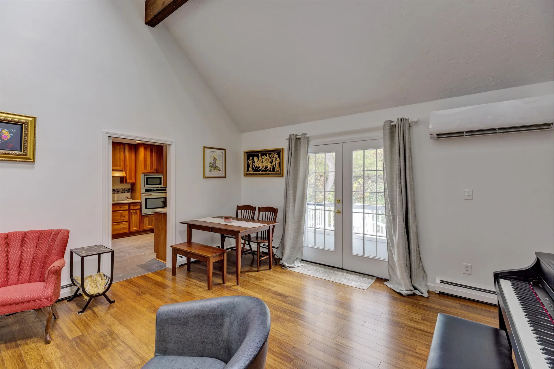 6 Oak Ridge Road Lebanon NH 03784