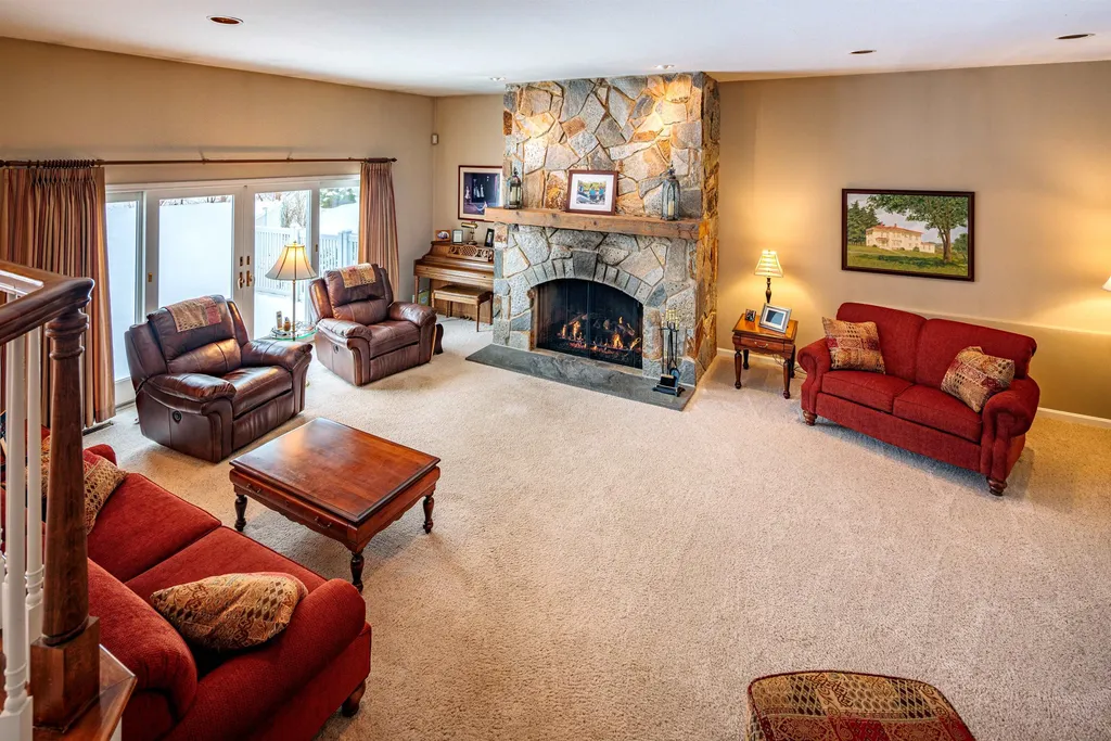 34 Isaac Lucas Circle Dover NH 03820
