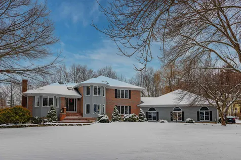 34 Isaac Lucas Circle Dover NH 03820