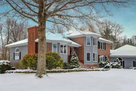 34 Isaac Lucas Circle Dover NH 03820