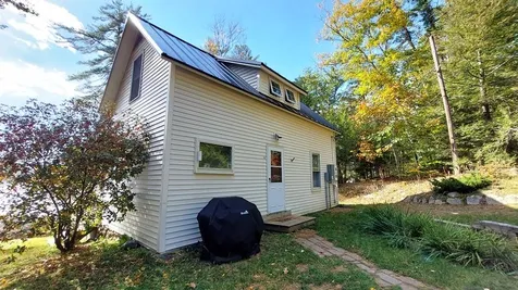 67 Giles Road Bridgewater NH 03222