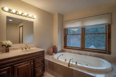 418 Stowe Hill Road Wilmington VT 05363