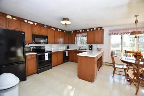 615 Silver Street Rollinsford NH 03869