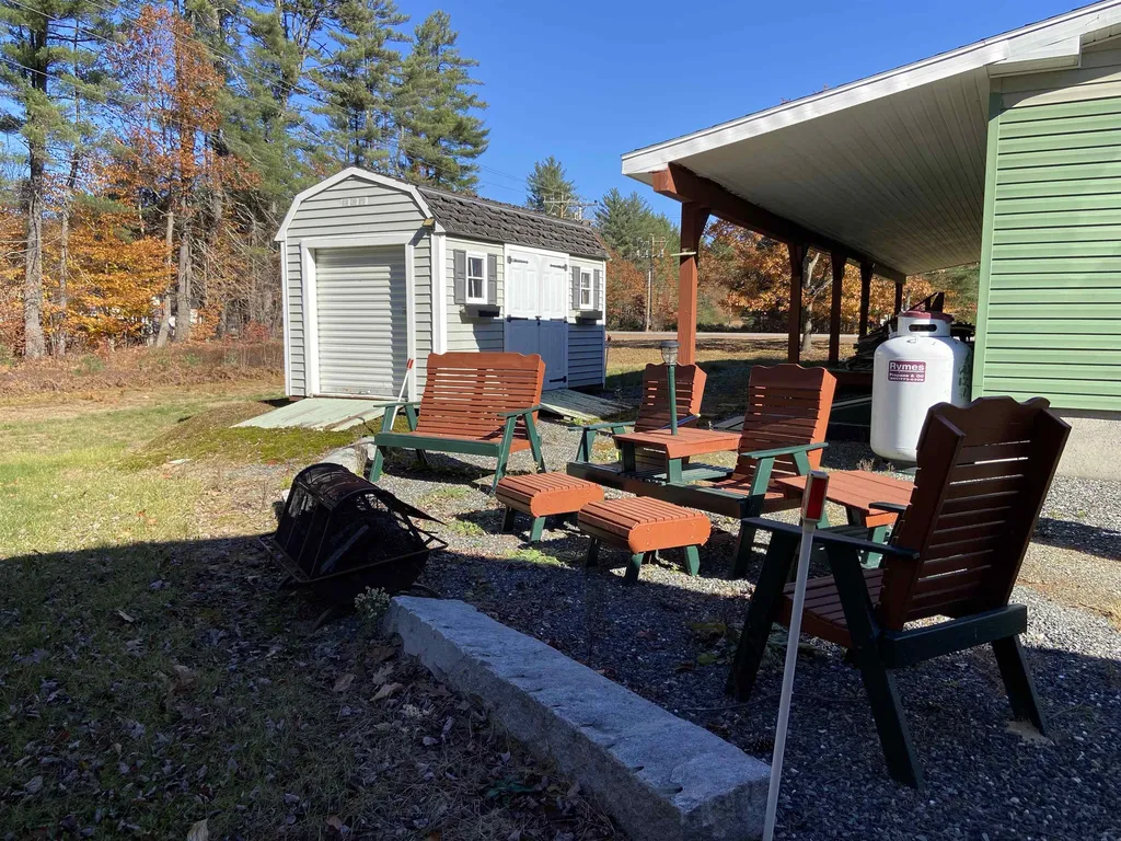 62 Nh Route 132 N New Hampton NH 03256