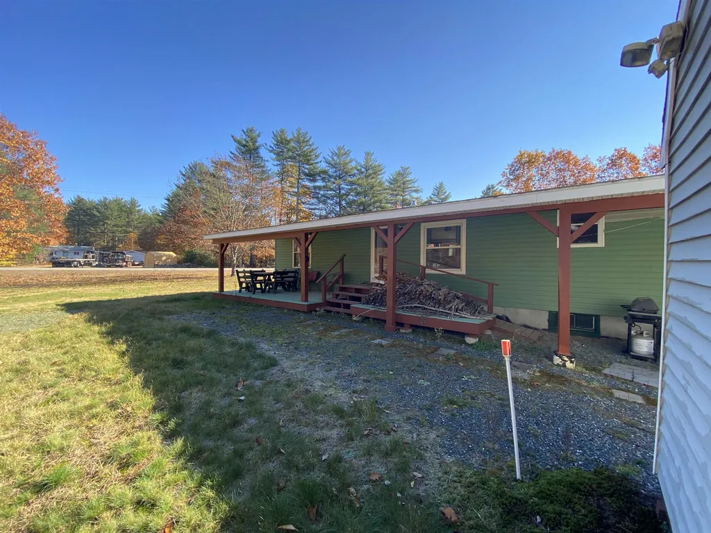 62 Nh Route 132 N New Hampton NH 03256