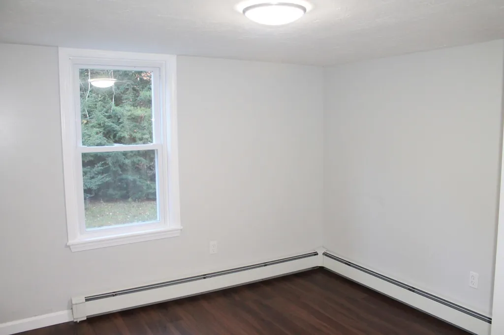 353 Butterfield Mill Road New Boston NH 03070