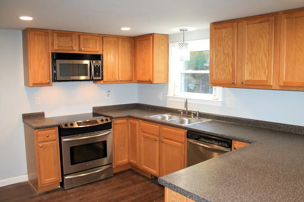 353 Butterfield Mill Road New Boston NH 03070