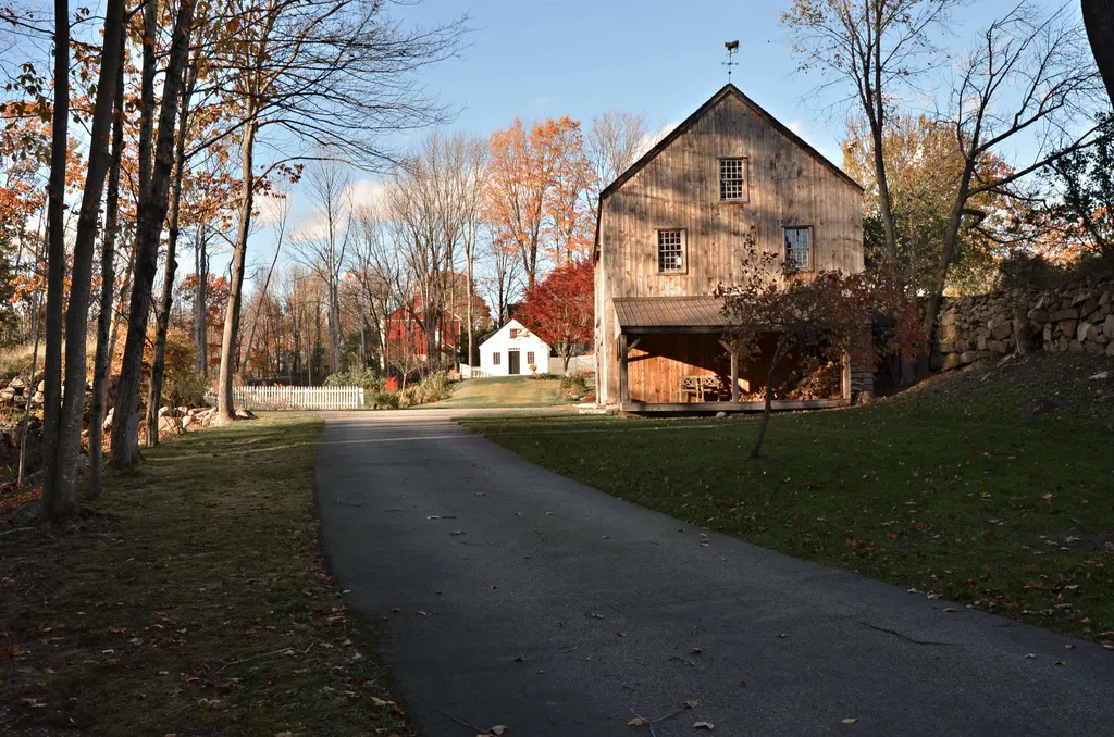 1 Main Street Francestown NH 03043
