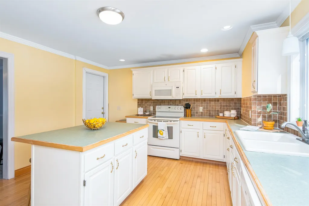 34 Middle Road Milton VT 05468