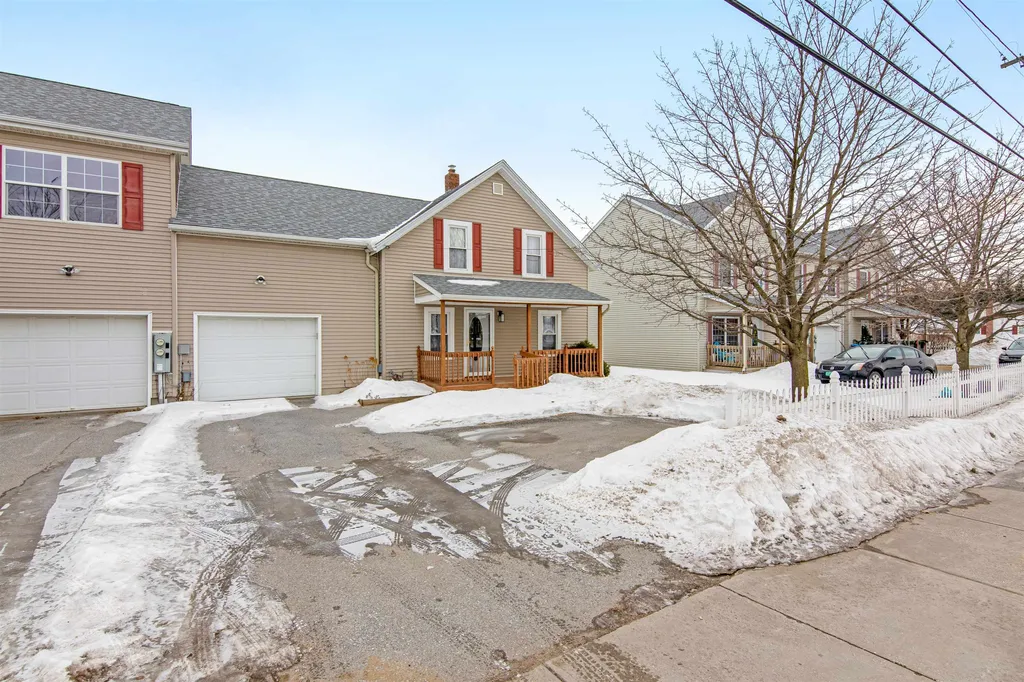 34 Middle Road Milton VT 05468