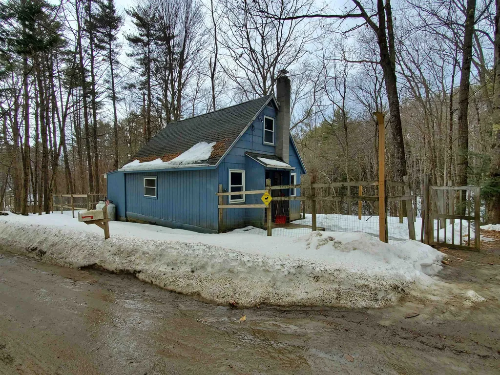 30 Fox Hill Road Canaan NH 03741