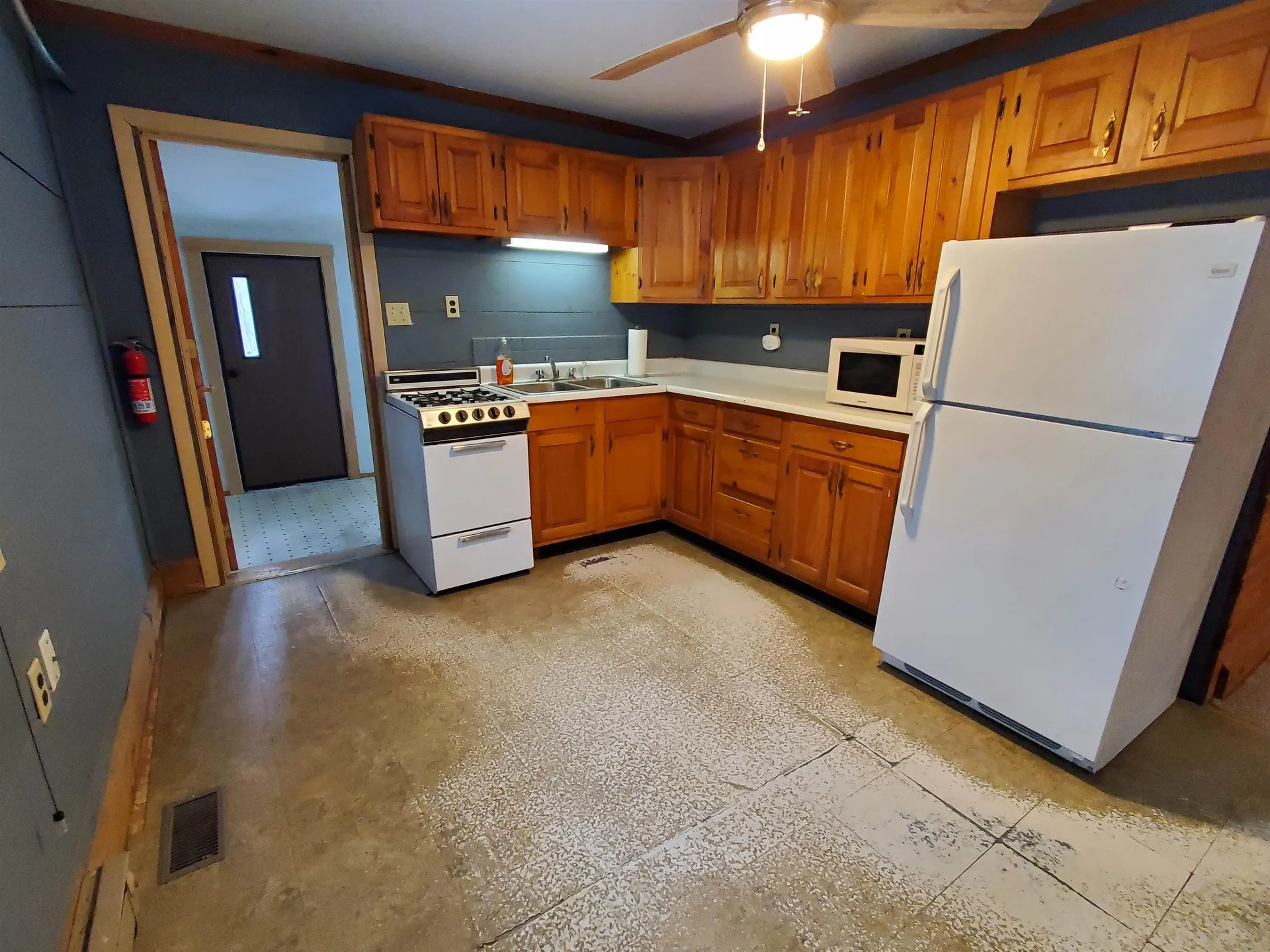 30 Fox Hill Road Canaan NH 03741