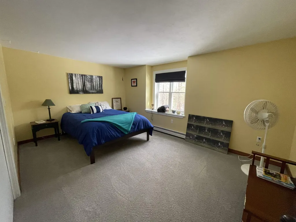 18 Earle Drive Lee NH 03861
