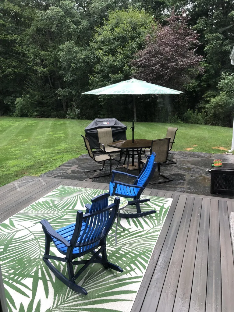 18 Earle Drive Lee NH 03861