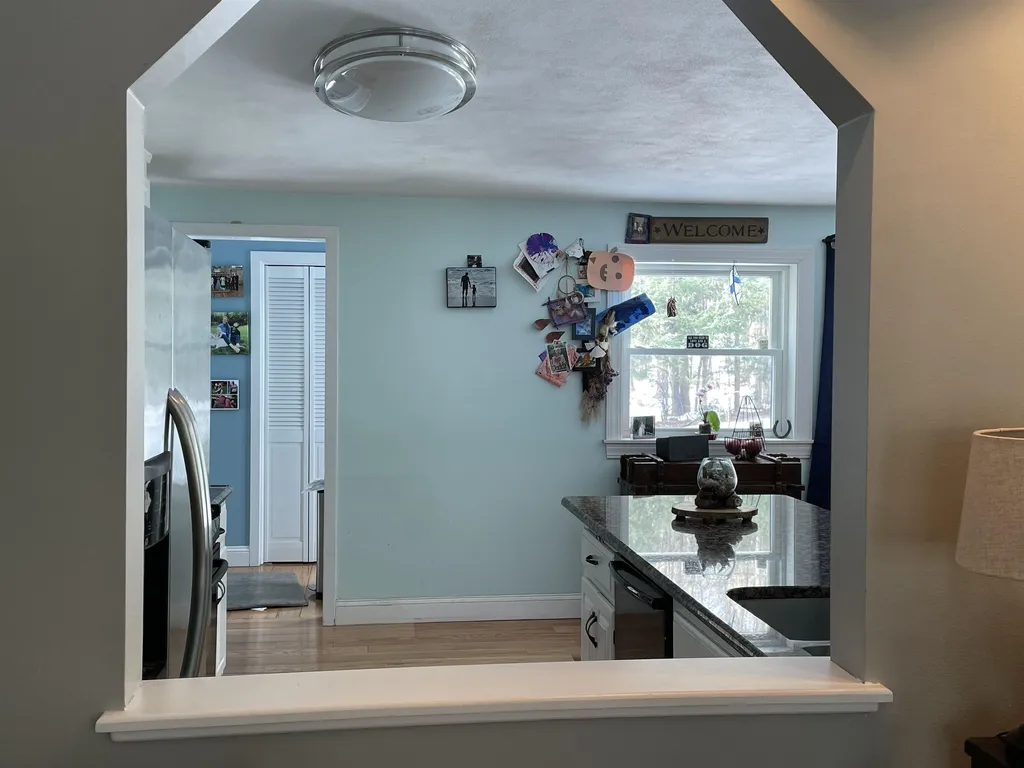 18 Earle Drive Lee NH 03861