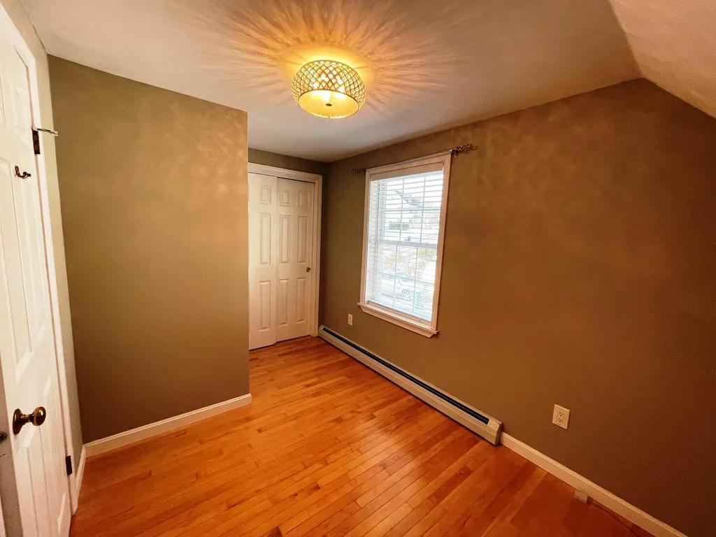 76 Acorn Street Hartford VT 05001