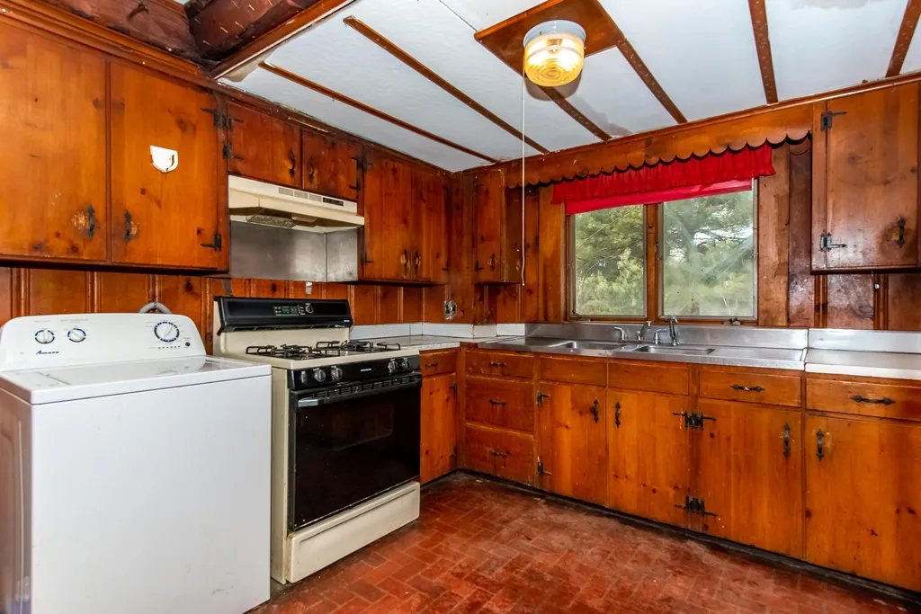 265 Rollins Road Rollinsford NH 03869