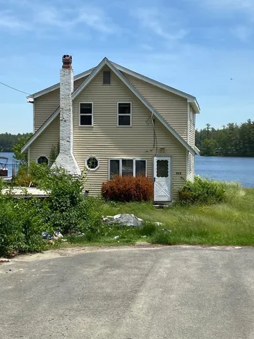 936 Whitney Grove Road Derry NH 03038