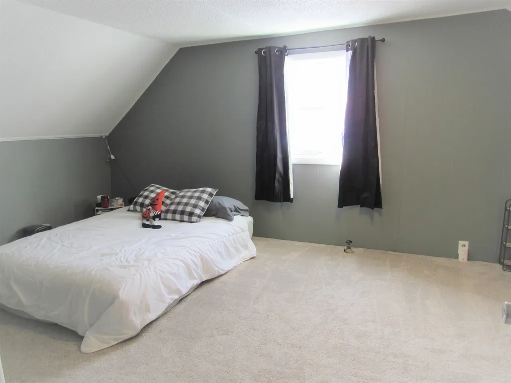 34 Androscoggin Street Gorham NH 03581