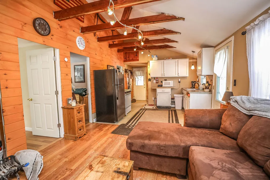 213 Shem Valley Road Alexandria NH 03222