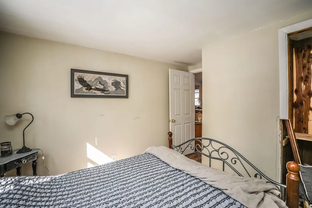 213 Shem Valley Road Alexandria NH 03222
