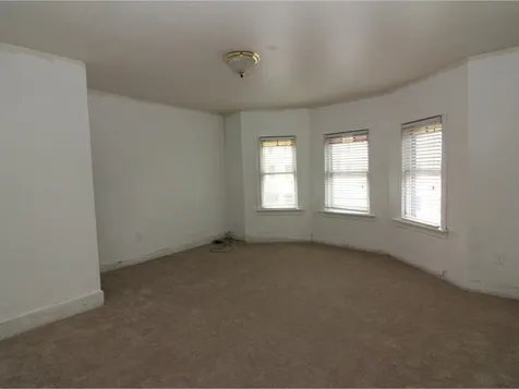 163 Maple Street Burlington VT 05401