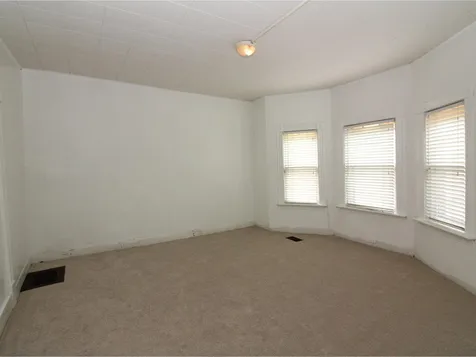 163 Maple Street Burlington VT 05401