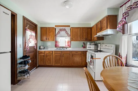 385 Hevey Street Manchester NH 03102