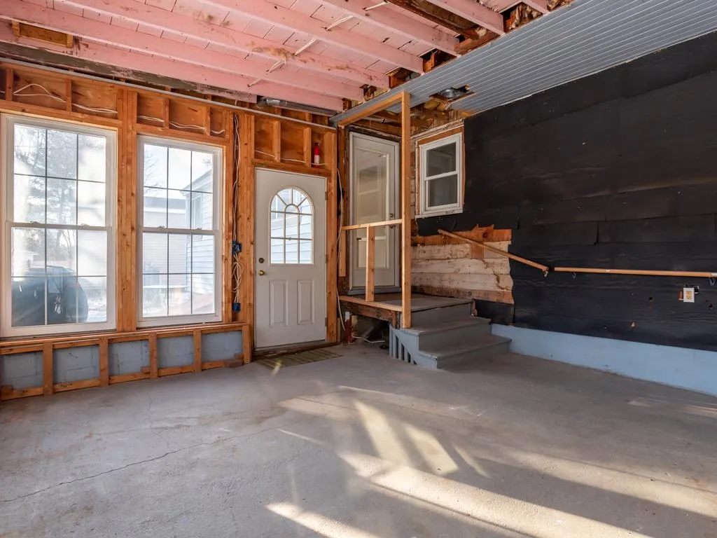 74 Sunset Road Portsmouth NH 03801