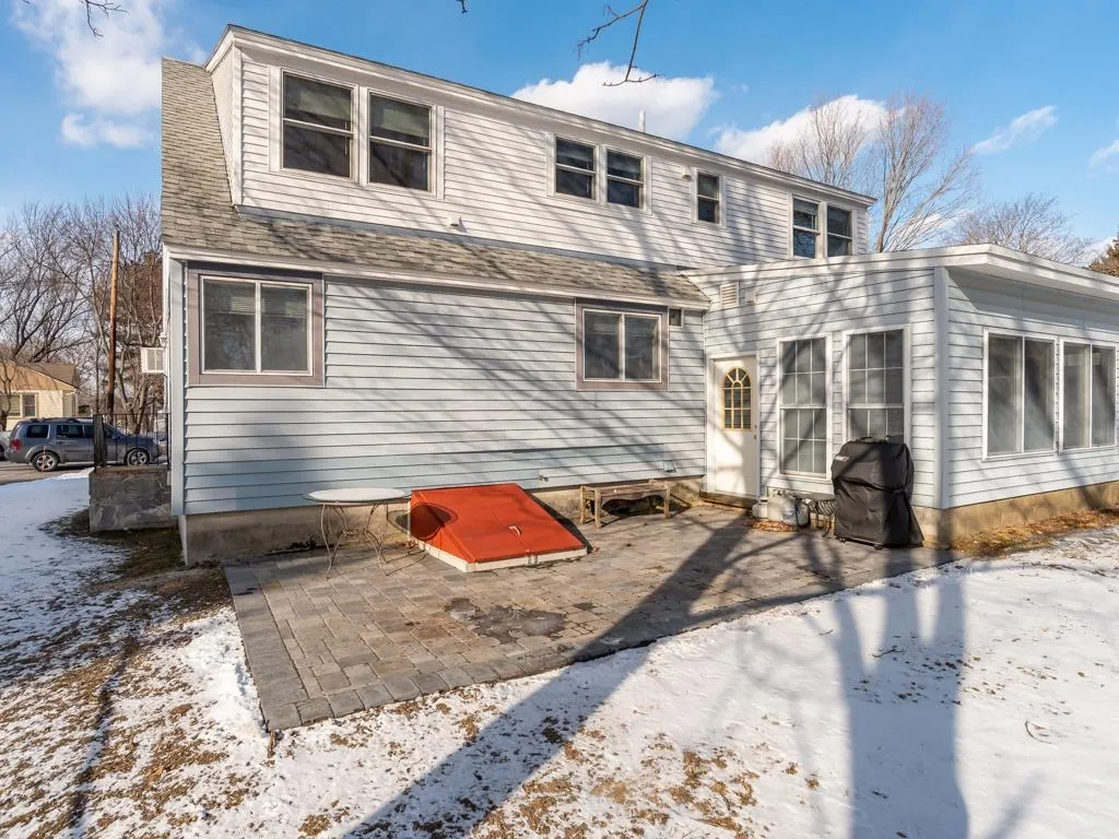 74 Sunset Road Portsmouth NH 03801