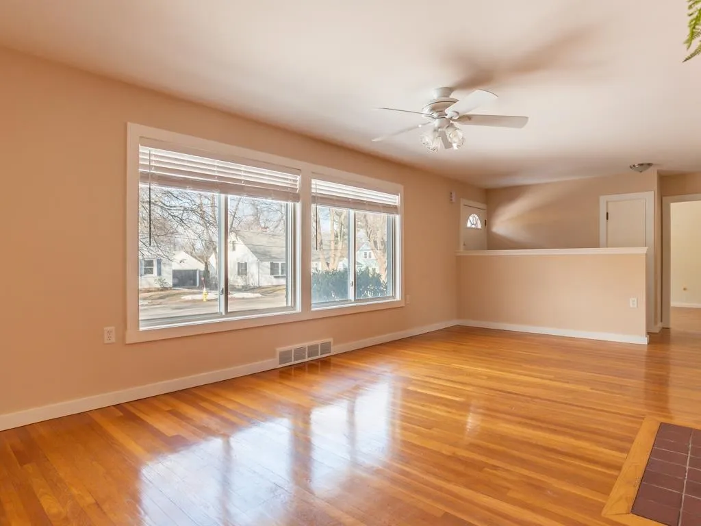 74 Sunset Road Portsmouth NH 03801