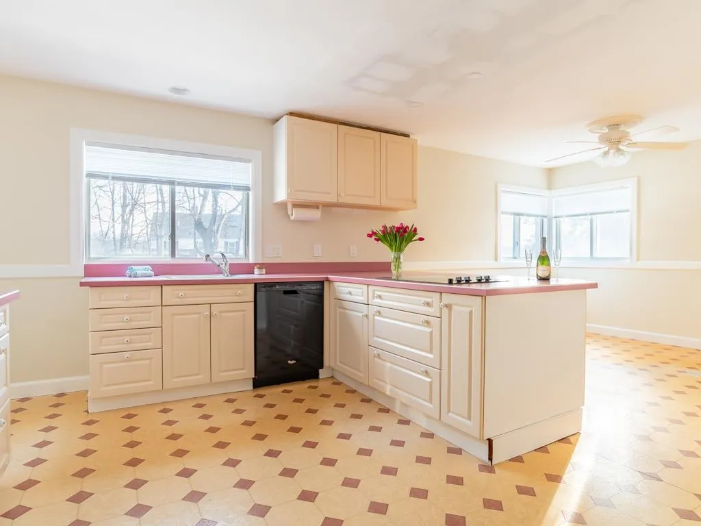 74 Sunset Road Portsmouth NH 03801