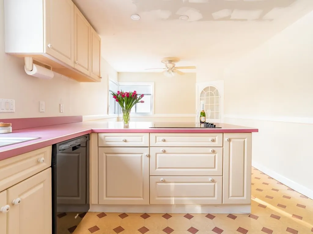 74 Sunset Road Portsmouth NH 03801