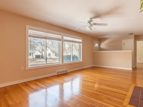 74 Sunset Road Portsmouth NH 03801