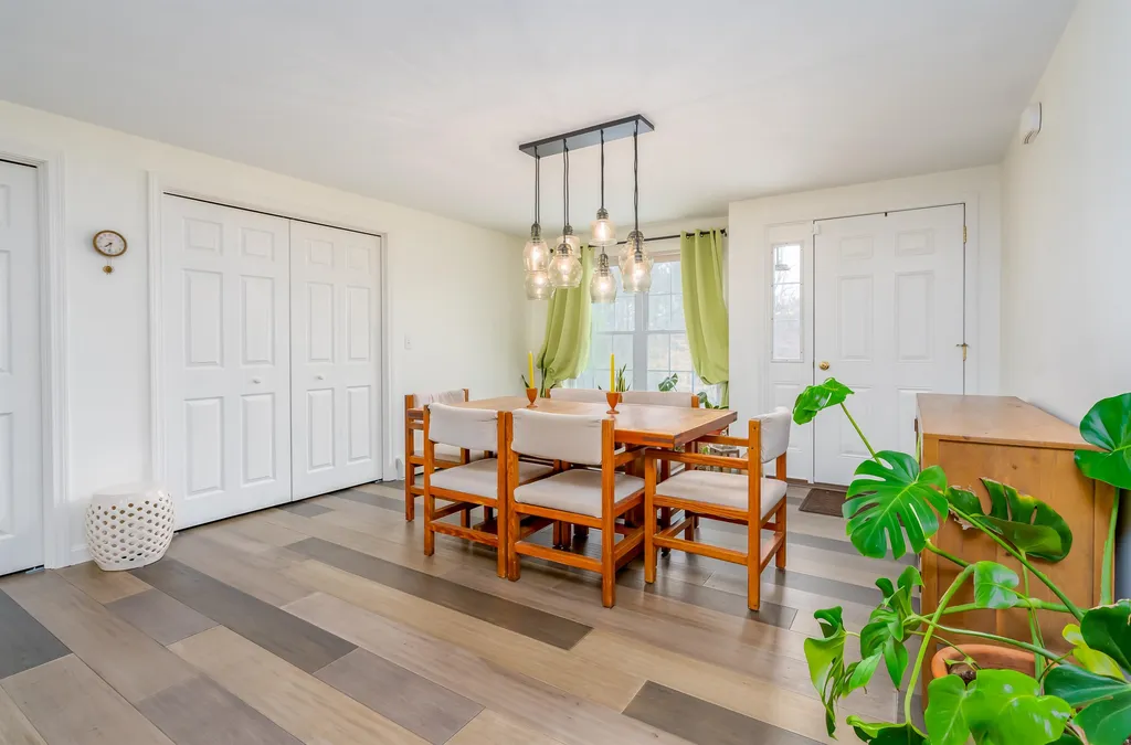 19 Higgins Road Chichester NH 03258