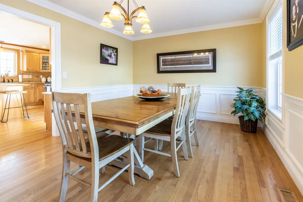 17 Janet Lane Hampton NH 03842
