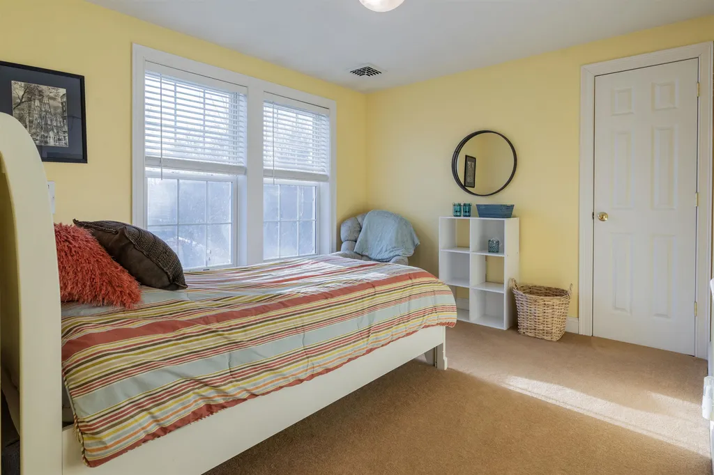17 Janet Lane Hampton NH 03842