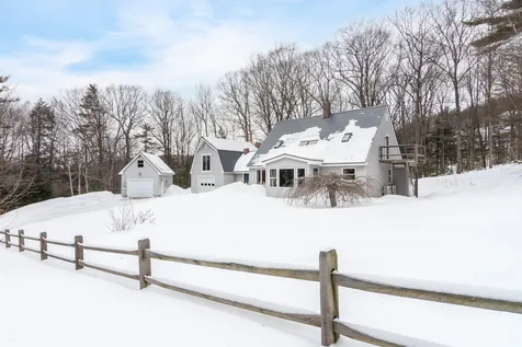 33 Falls Avenue Gilford NH 03249