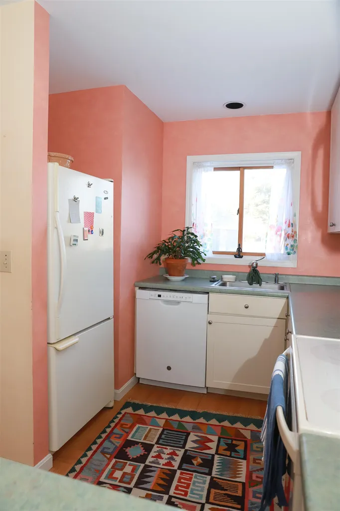 97 Creekside Drive Shelburne VT 05482