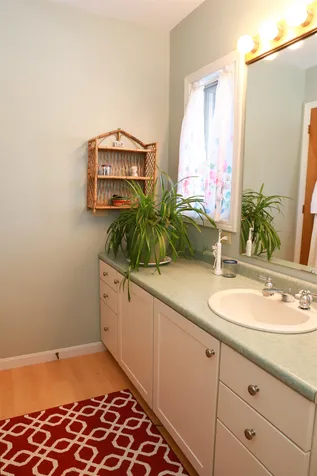 97 Creekside Drive Shelburne VT 05482