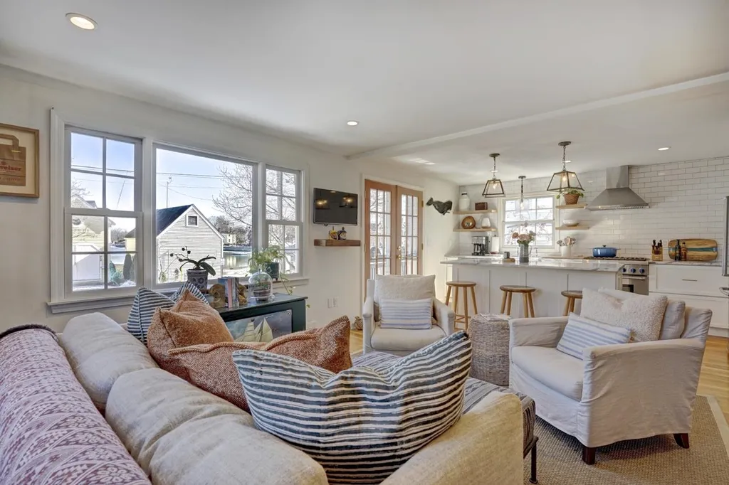 10 Humphreys Court Portsmouth NH 03801