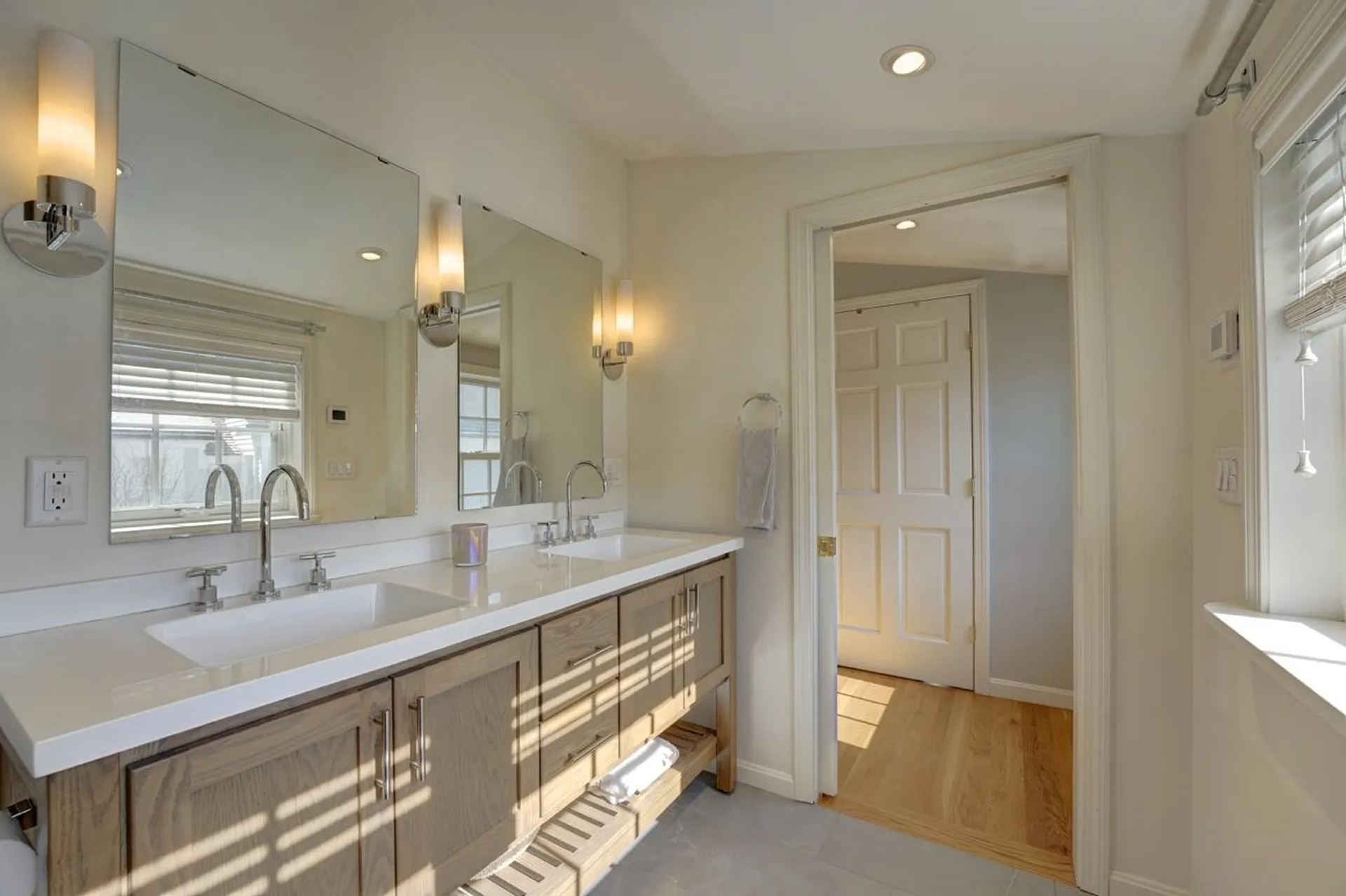 10 Humphreys Court Portsmouth NH 03801