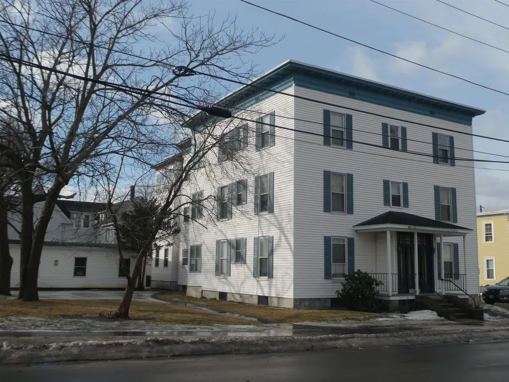 349 Hanover Street Manchester NH 03104-4927