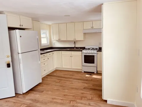 11 Flamingo Drive Concord NH 03303