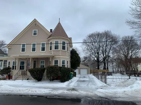 52 Chestnut Street Rochester NH 03867