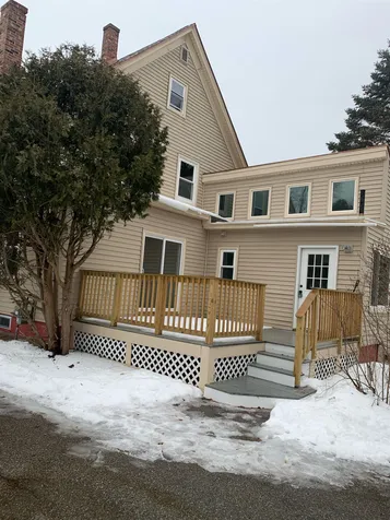52 Chestnut Street Rochester NH 03867